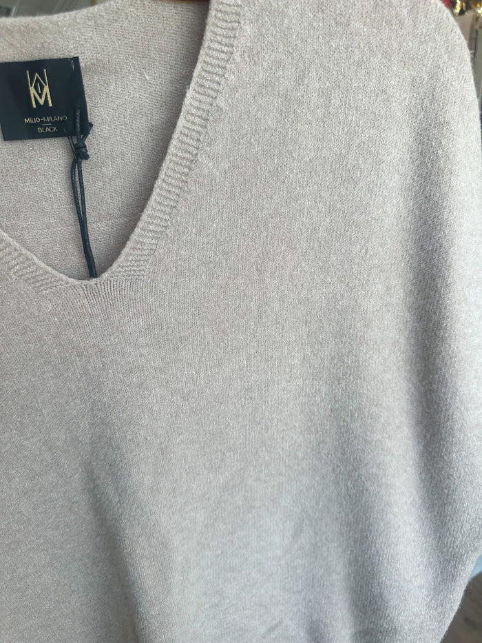 Earth Italian V neck S/S Sweater Knit Top