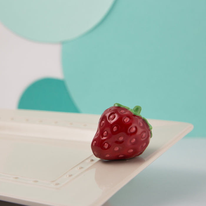 Nora Fleming Mini Strawberry A142 Juicy Fruit