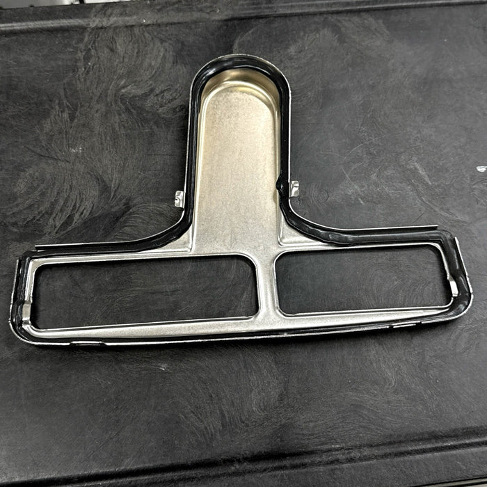 12" BOTTOM PLATE FOR SANITAIRE VACUUM