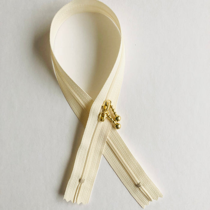 Double Door Zipper - Off White