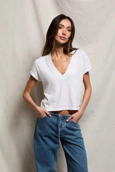 Alanis V neck Tee-White