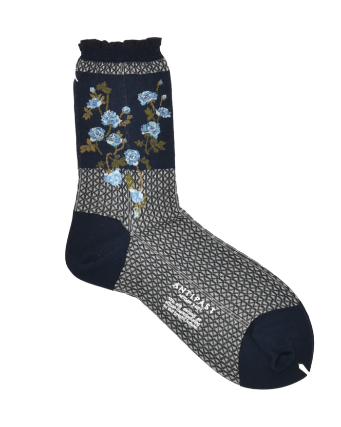 Antipast Flowers On Basket Sock
