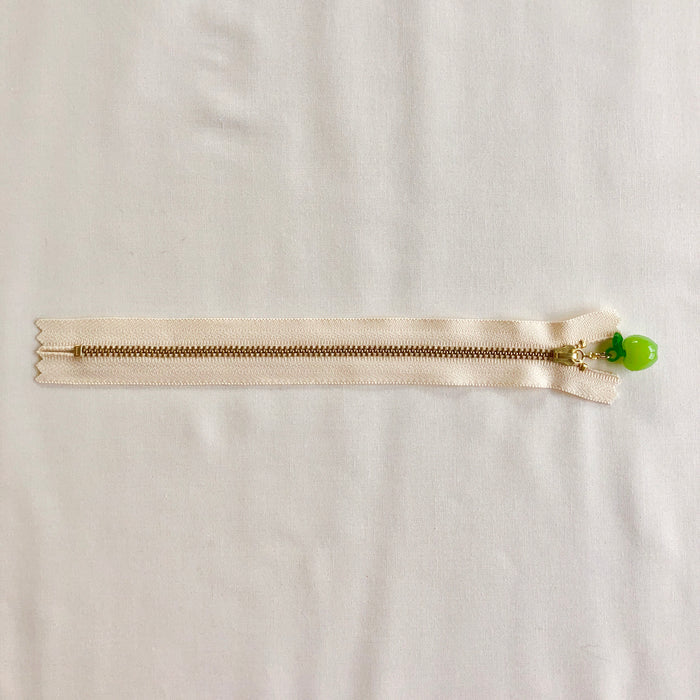 Apple Fruit Zipper - Antique Green