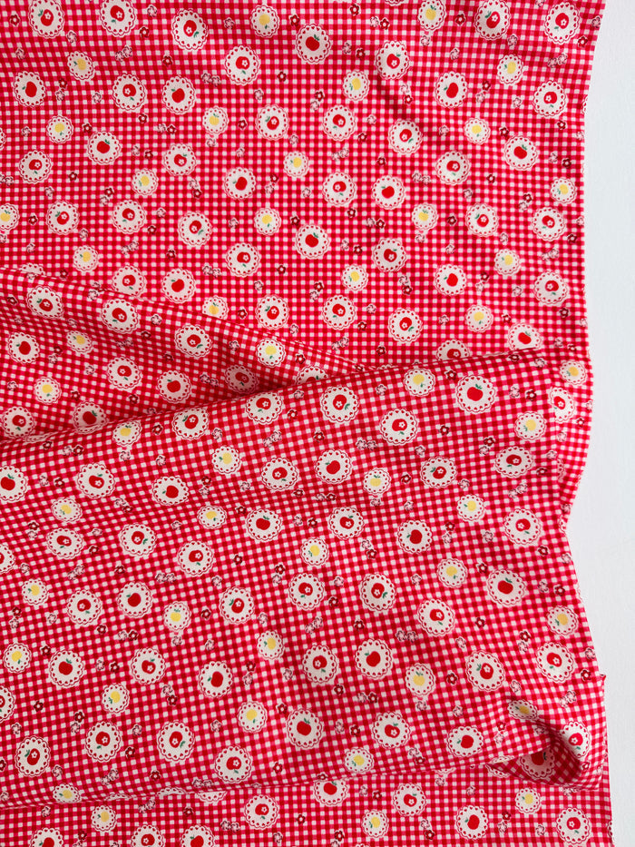 Apple Lace - Red (A) - Atsuko Matsuyama - 30's Collection - Yuwa