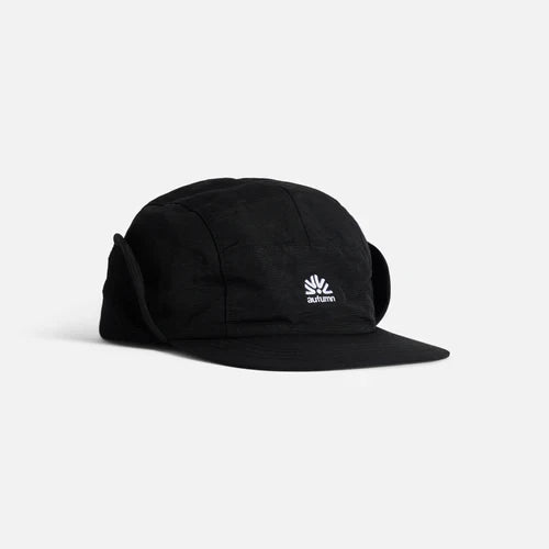 AUTUMN - DWR FLAP CAP BLACK