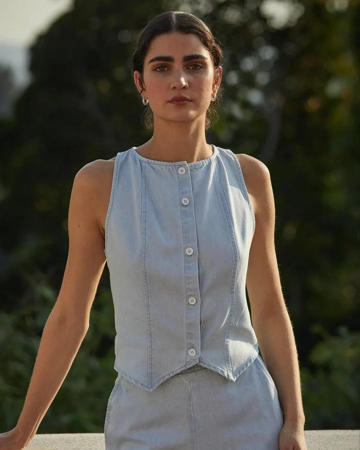 Bella Dahl Boatneck Seamed Vest in Coastal Fade Wash