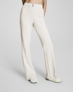 Brushed Airessentials Flare Pant - Heather Cream
