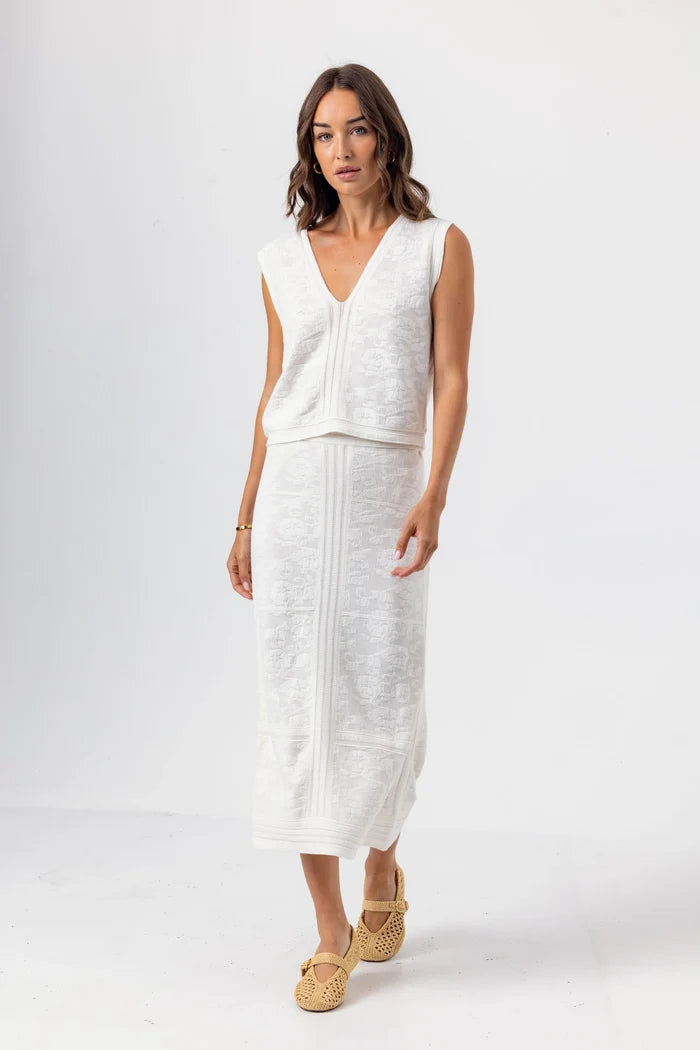 Clover Sweater Vest-Cream Floral Jacquard