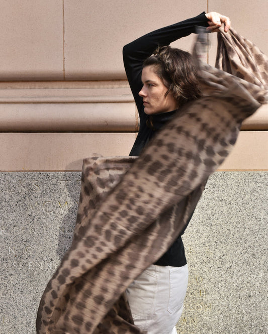 Denovembre Rive Cashmere Scarf in Grey