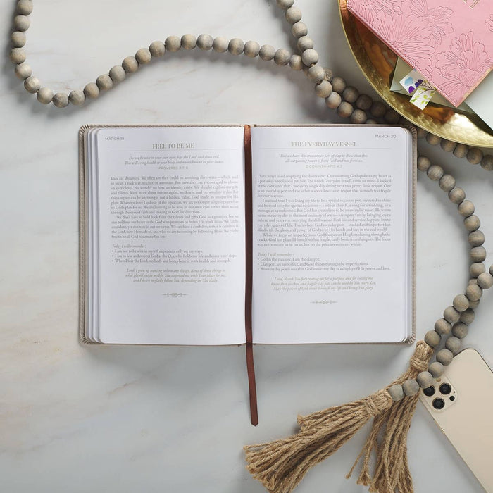Devotional 10 Minutes with God for Women Faux Leather