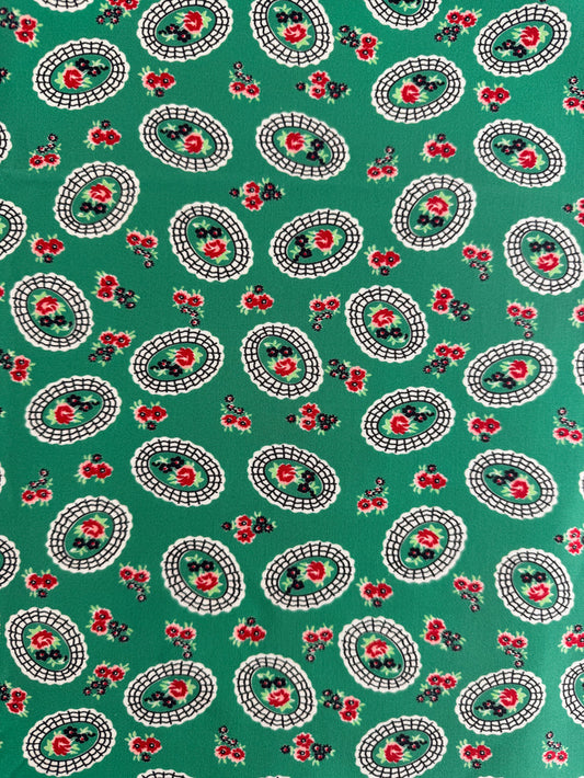 Emerald Rose Medallion - Green - MomNSon (JULY)
