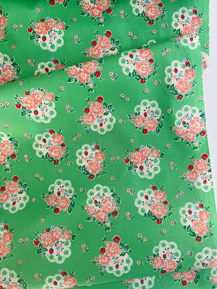 Flower Doily - Green - Atsuko Matsuyama - 30's Collection - Yuwa