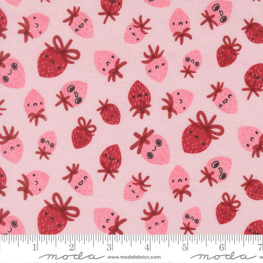 Funny Valentine - Strawberries - Blush - Lizzy House - Moda
