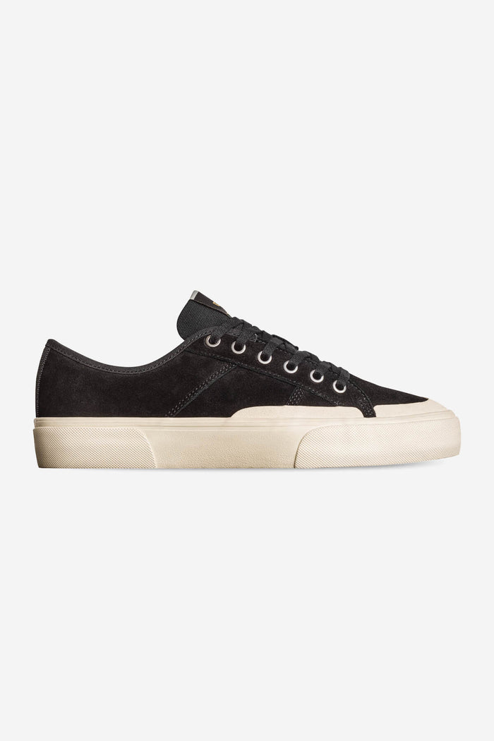 GLOBE - SURPLUS BLACK/CREAM/MONTANO