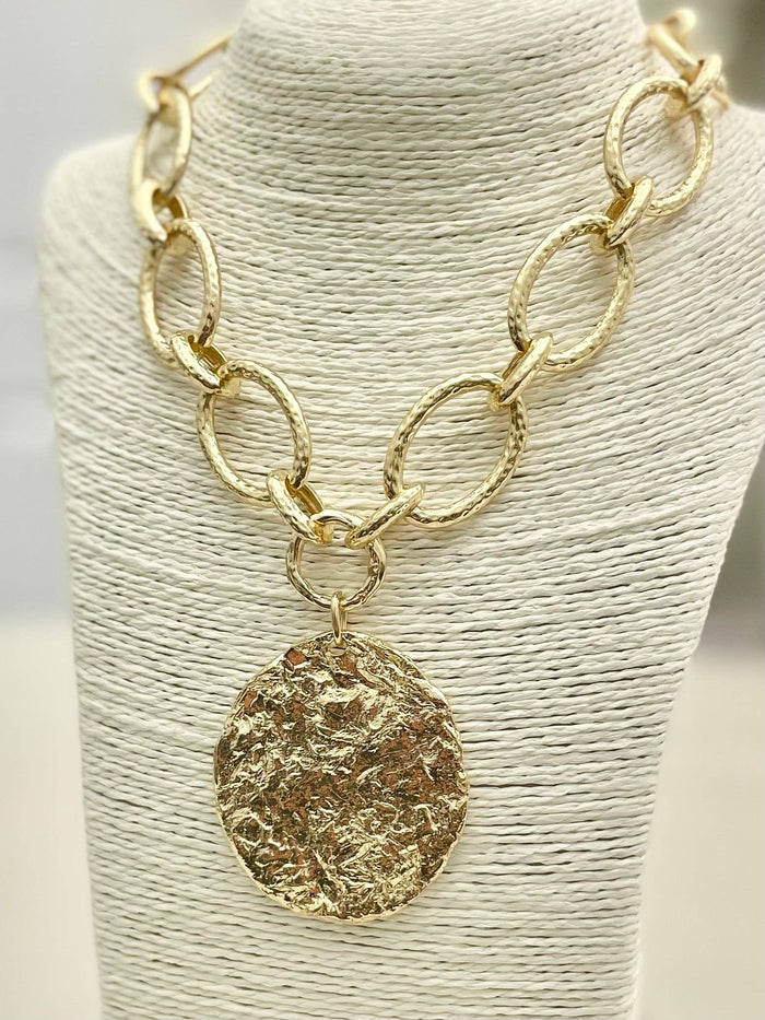 Hammered Chain w/Pendant