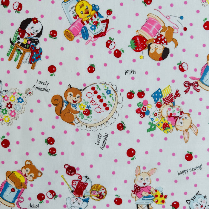 Happy Sewing Animals - White (A) - Atsuko Matsuyama - 30's Collection - Yuwa