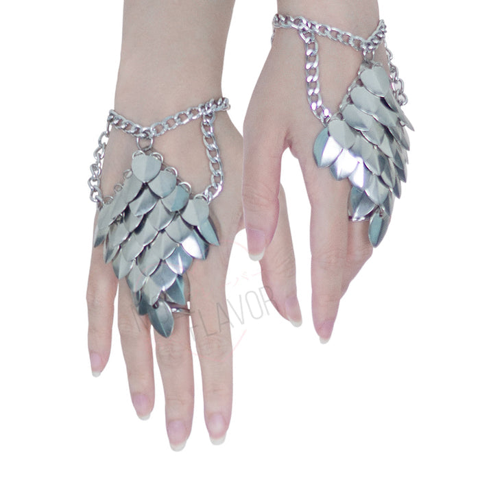 Iron Maiden Wrist Cuffs Steel Chainmail Scalemail - MOEFLAVOR - INTL