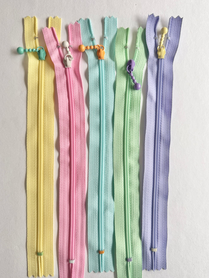 Milky - Zipper Set - 5 Piece Set - Japanese Import