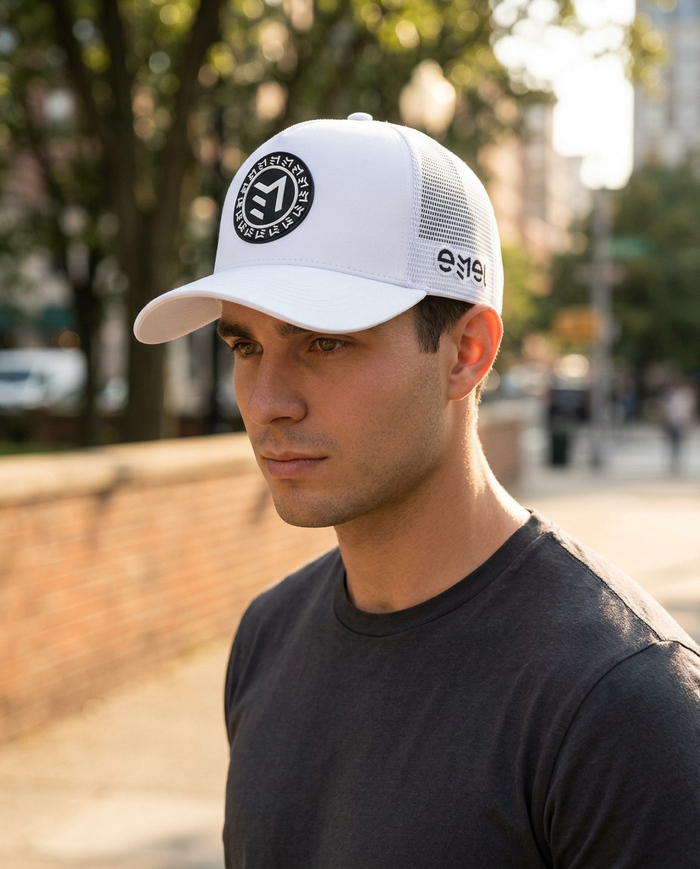 MOTIF CAP WHITE