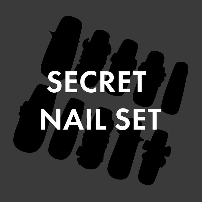 Mousey Quinn Press-On Nail Blind Box