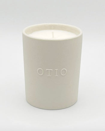 Otio White Geranium Candle
