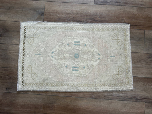 Oushak Small Rug