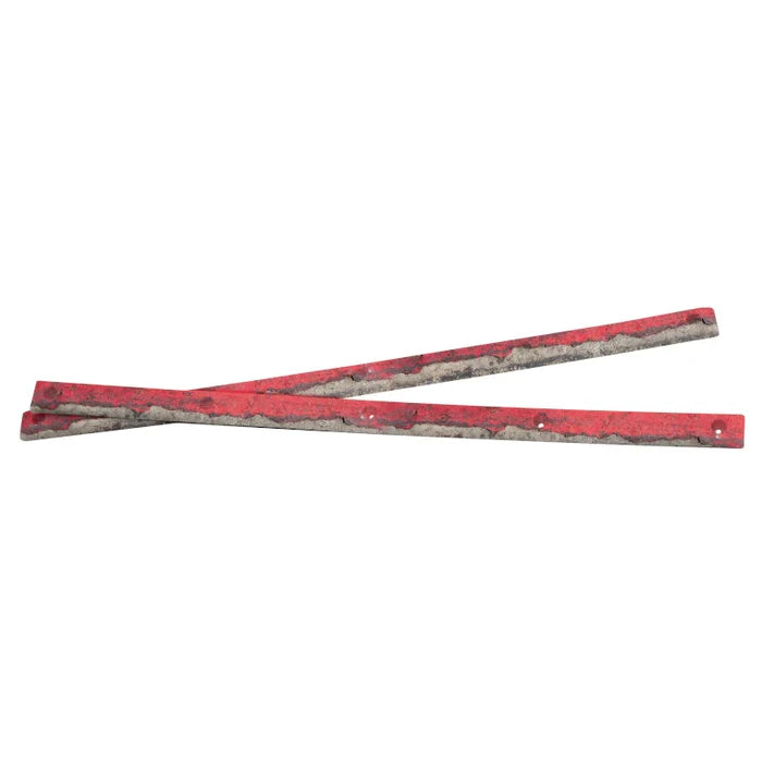 PIG - RAILS RED CURB