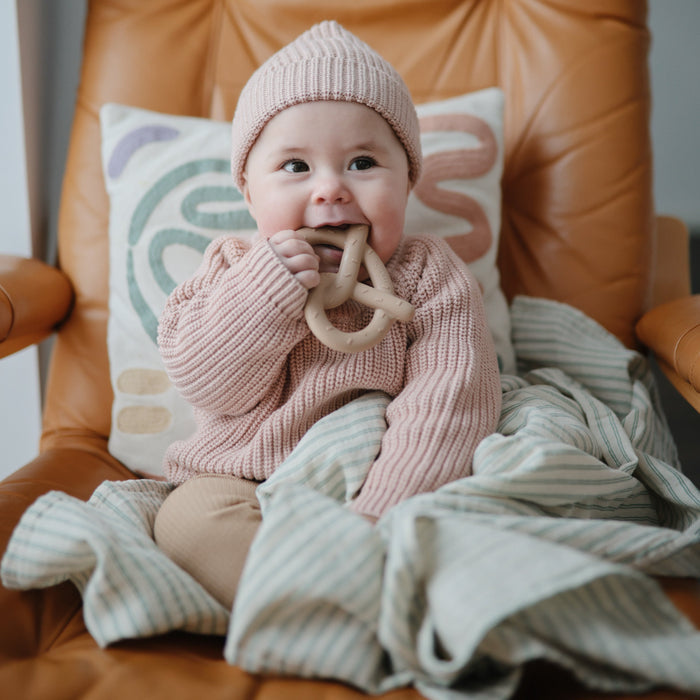 Pretzel Teether - Babies in Bloom