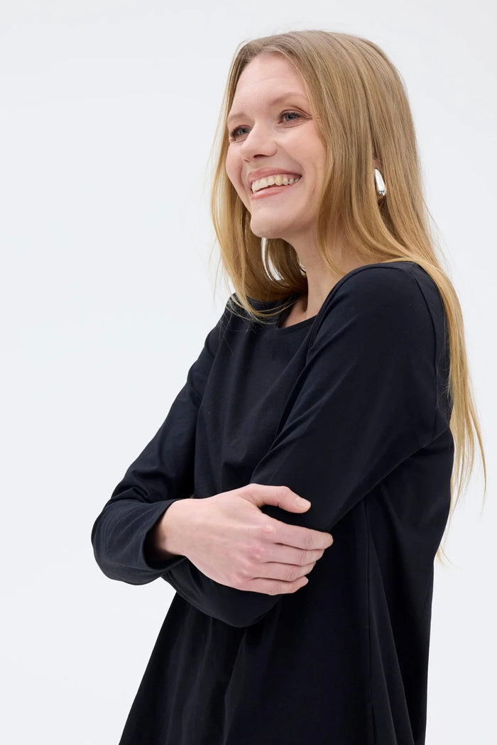 Ratia Pisara Black Tunic