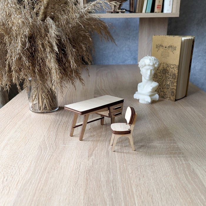 Retro Desk And Chair 1:12 Scale