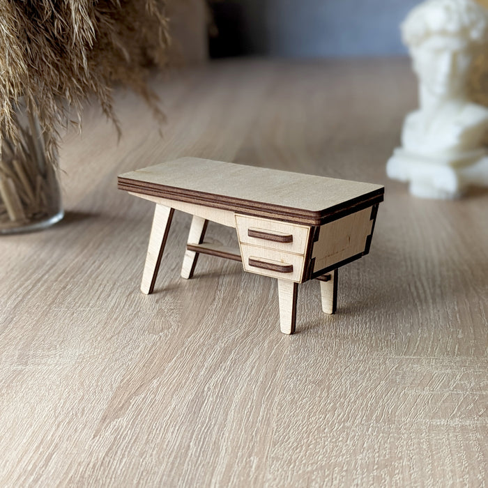 Retro Desk And Chair 1:12 Scale