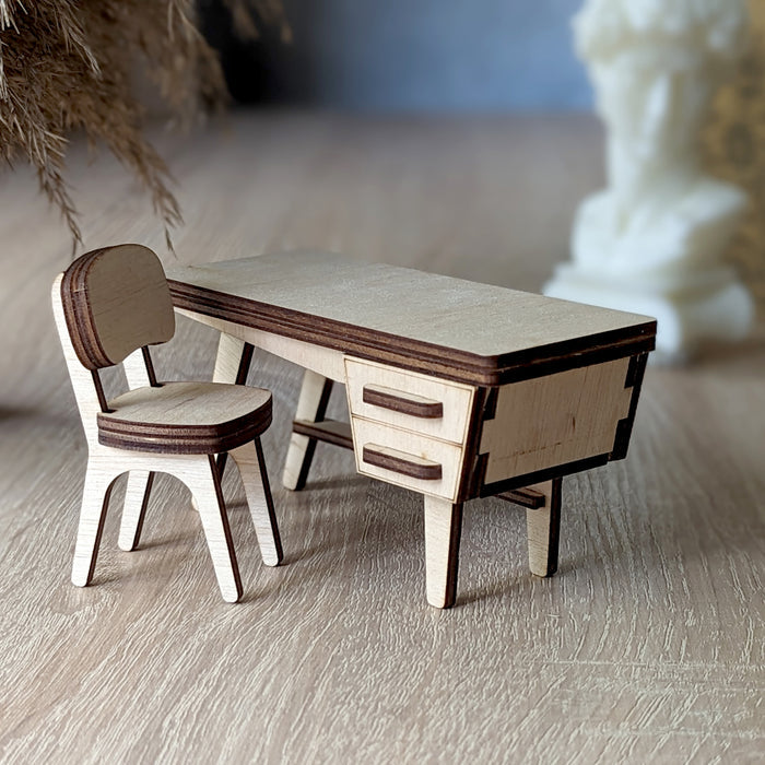 Retro Desk And Chair 1:12 Scale