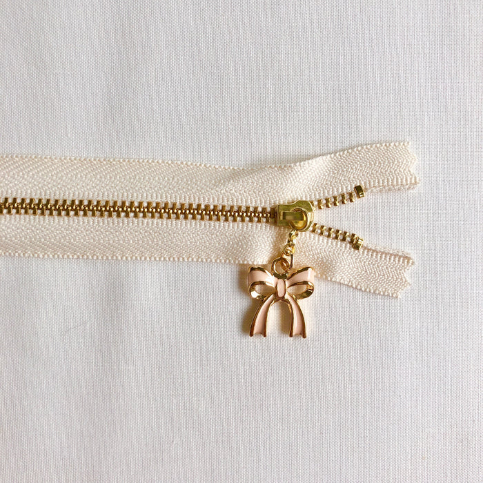 Ribbon Zipper - Pink