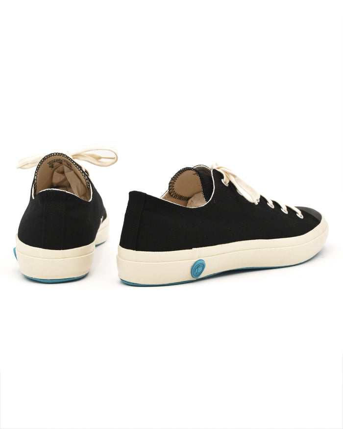 Shoes Like Pottery Canvas Low Top Sneaker in Black (Men's)
