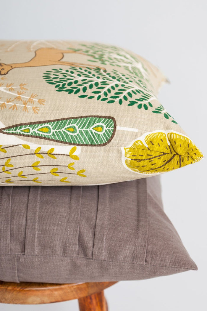 Spira of Sweden Sagoskog Green Pillow Cover