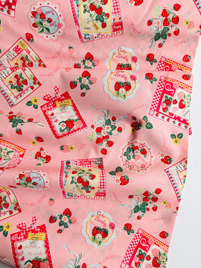 Strawberry Card - Pink - Atsuko Matsuyama - 30's Collection - Yuwa