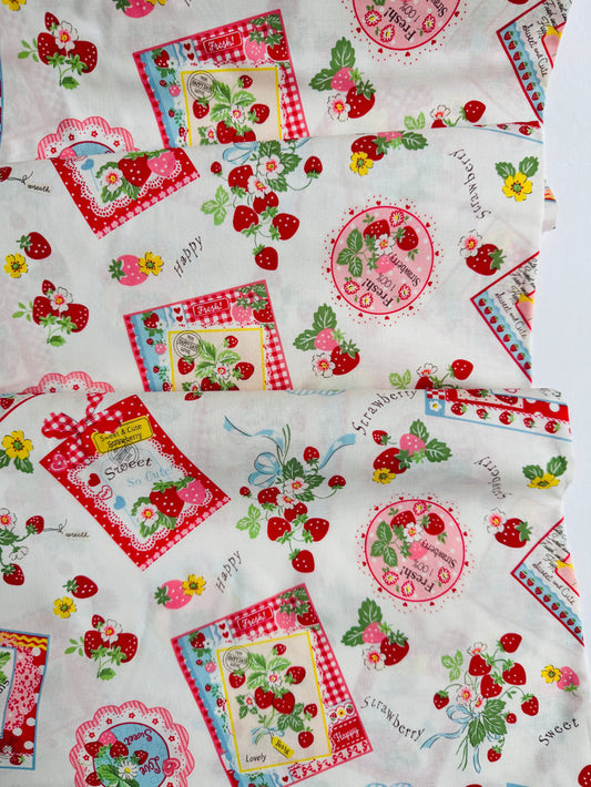 Strawberry Card - White - Atsuko Matsuyama - 30's Collection - Yuwa