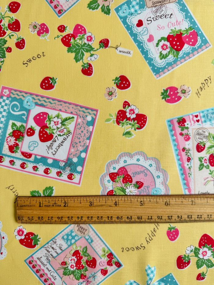 Strawberry Card - Yellow - Atsuko Matsuyama - 30's Collection - Yuwa