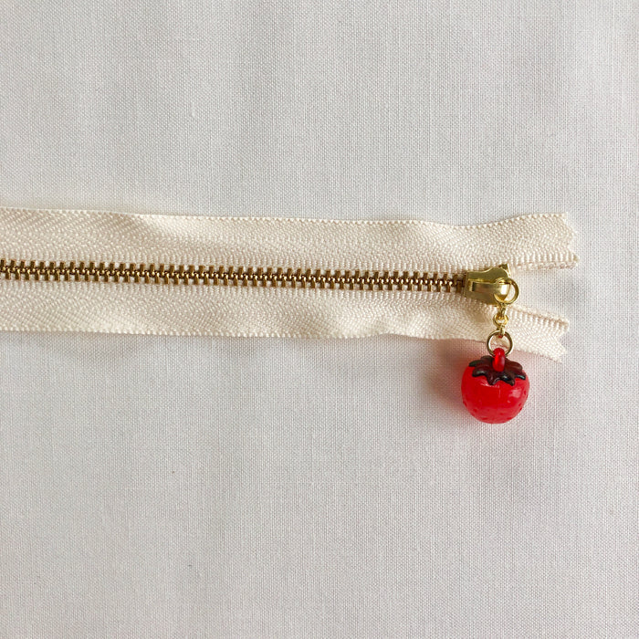 Strawberry Fruit Zipper - Antique Red