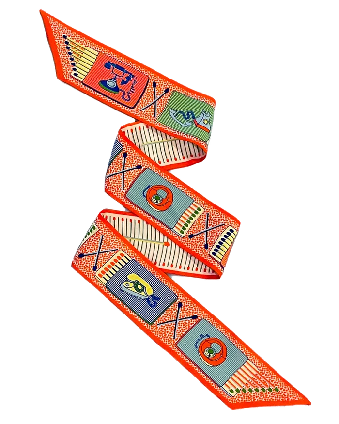 Strike a Convo Ribbon Scarf