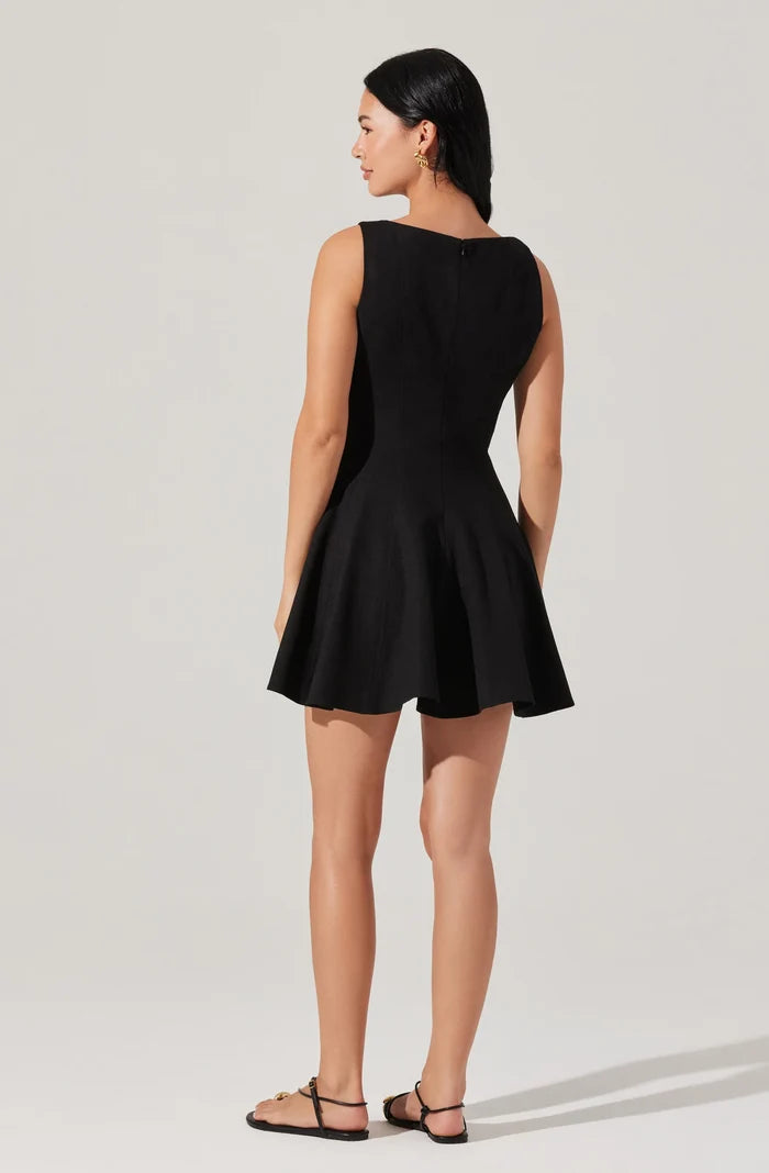 Xaria Dress
